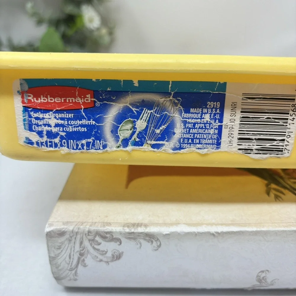 Vintage‎ Rubbermaid Silverware Tray Organizer 2919 Yellow